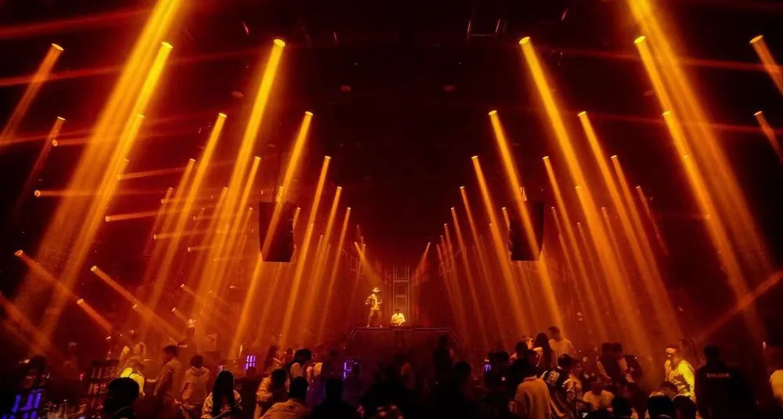 Hunan Jishou hipster bar